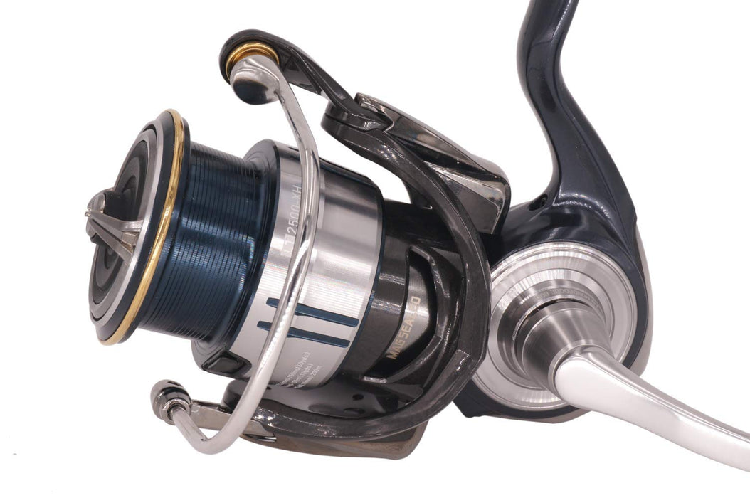 Daiwa Certate LT 3000D-G Spinning Reel with Front Drag System-Kiichin - The #1 Place for Japanese Goods in Your Hand!
