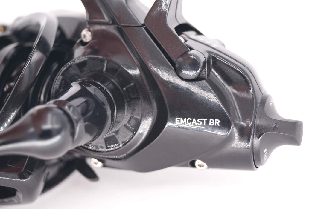 Daiwa M-Cast 3000 Black Spinning Reel with Bite and Run Technology-Kiichin - The #1 Place for Japanese Goods in Your Hand!