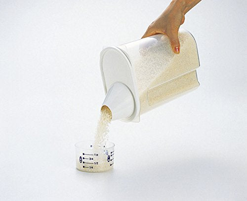 Takeya Chemical Industry 2.5L Rice Storage Container for 2Kg - Japan's Best-Kiichin - The #1 Place for Japanese Goods in Your Hand!