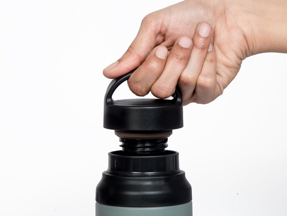 Tiger Thermos 600ml Stainless Steel Bottle w/ Handle - Mcz-S060AC-Kiichin - The #1 Place for Japanese Goods in Your Hand!