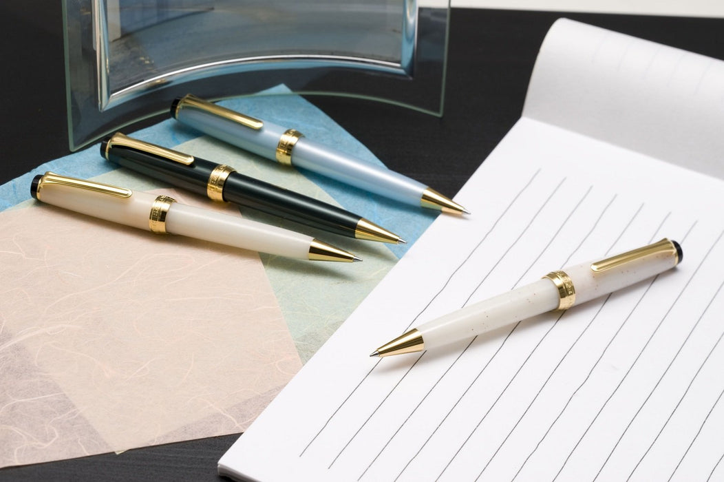 Sailor Fountain Pen Meigetsu 16-0719-203 Shiki Oriori Oil-Based 0.7 Ballpoint Pen-Kiichin - The #1 Place for Japanese Goods in Your Hand!