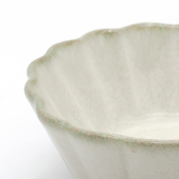 Aito Sui Soy Sauce Plate Flower Bean Bowl 6cm Moon White 288220-Kiichin - The #1 Place for Japanese Goods in Your Hand!